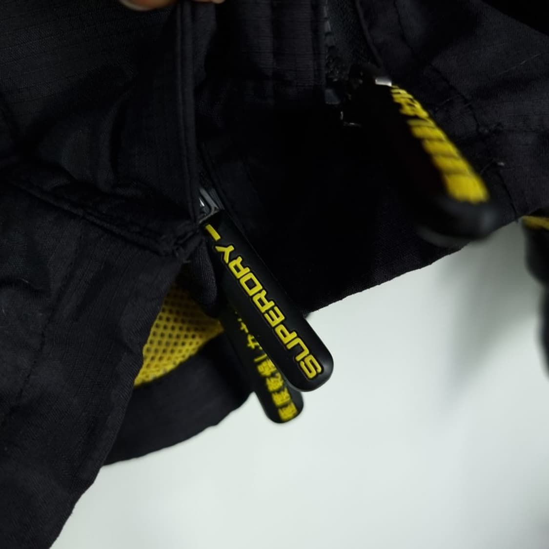 [슈퍼드라이] 00'S 빈티지 로고 나일론쉘 하이넥 자켓 M19972 상품이미지8