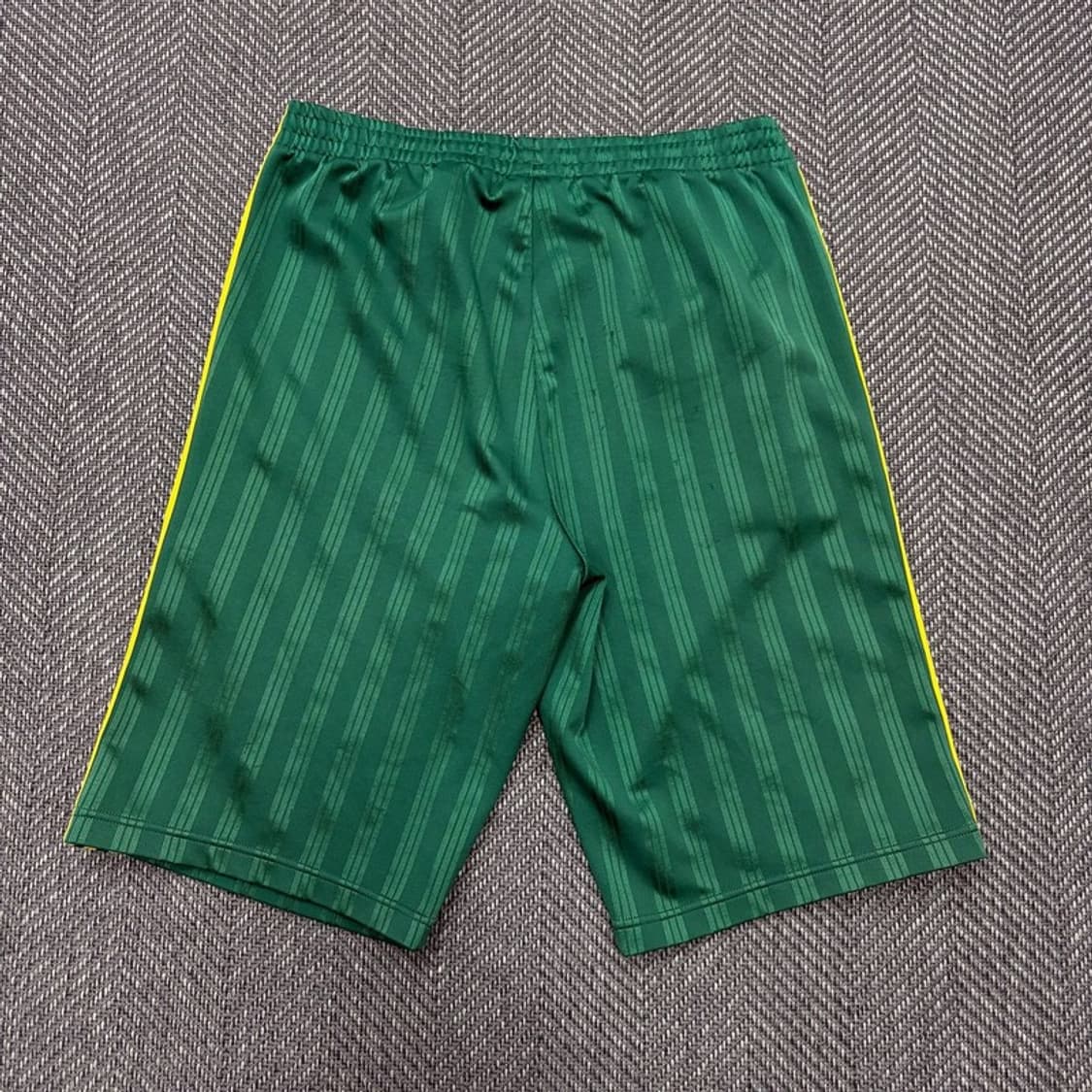 아디다스 스트라이프 트레이닝 숏츠 v2825 상품이미지2