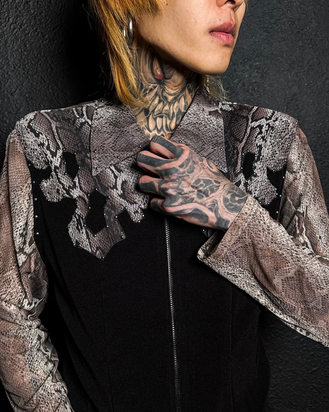 Python Zip-Up Top 상품이미지1