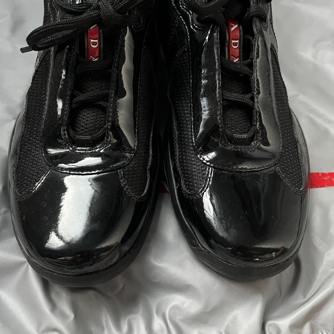 프라다 아메리카컵 블랙(유광) 빈티지 UK8 270 상품이미지2