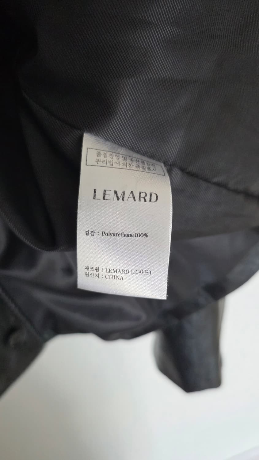 LEMARD 블랙 비건레더 자켓 상품이미지4