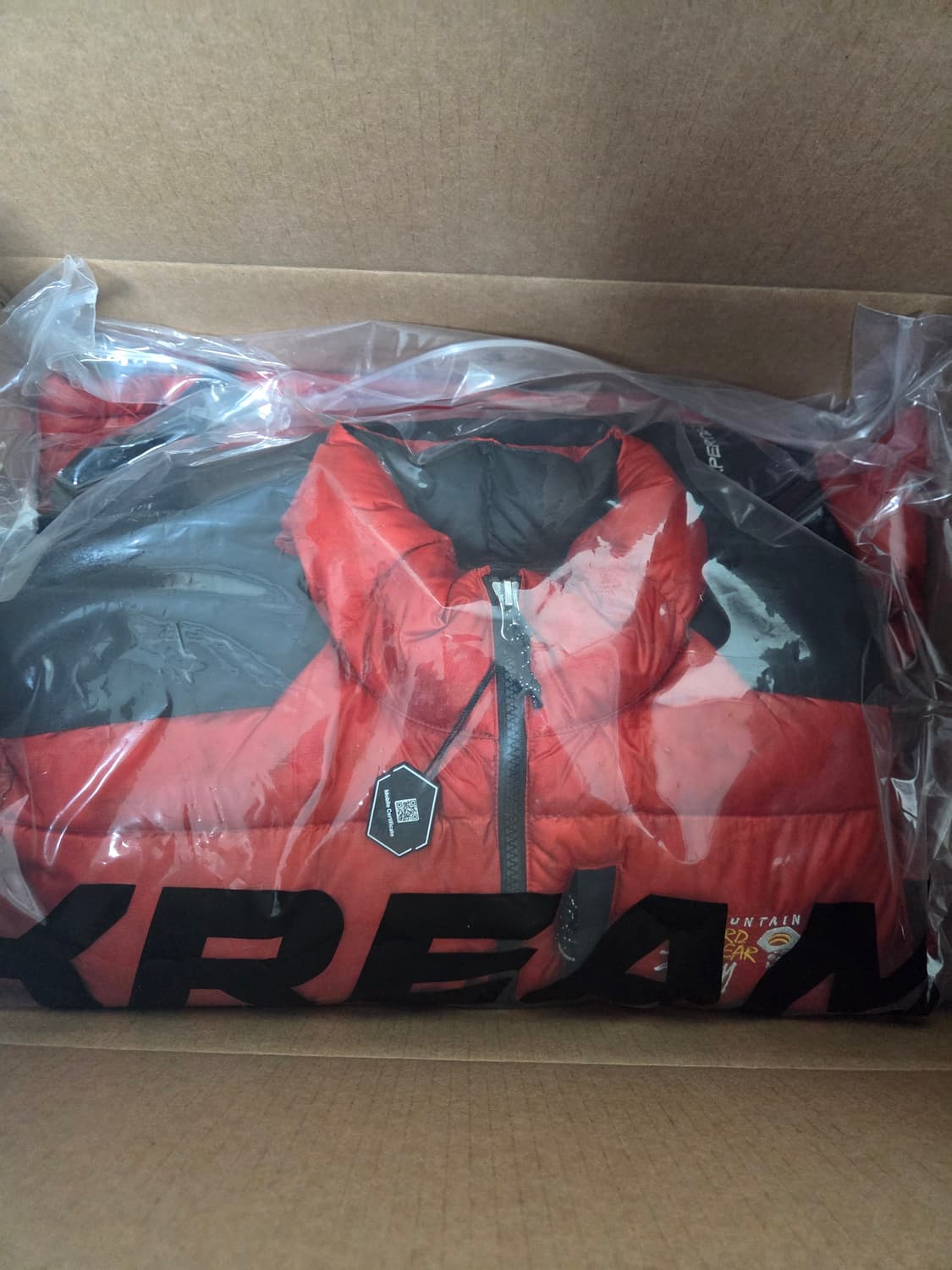 새상품) 스투시 마운틴 하드웨어 서브제로 다운 자켓 패딩 레드 S 상품이미지2