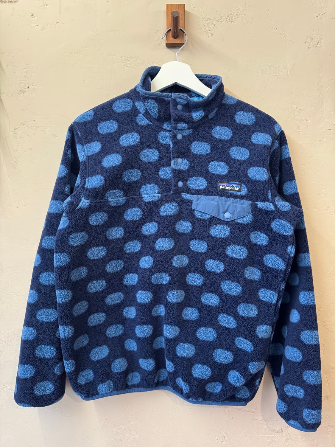 파타고니아 도트 패턴 신칠라 블루 s 상품이미지1