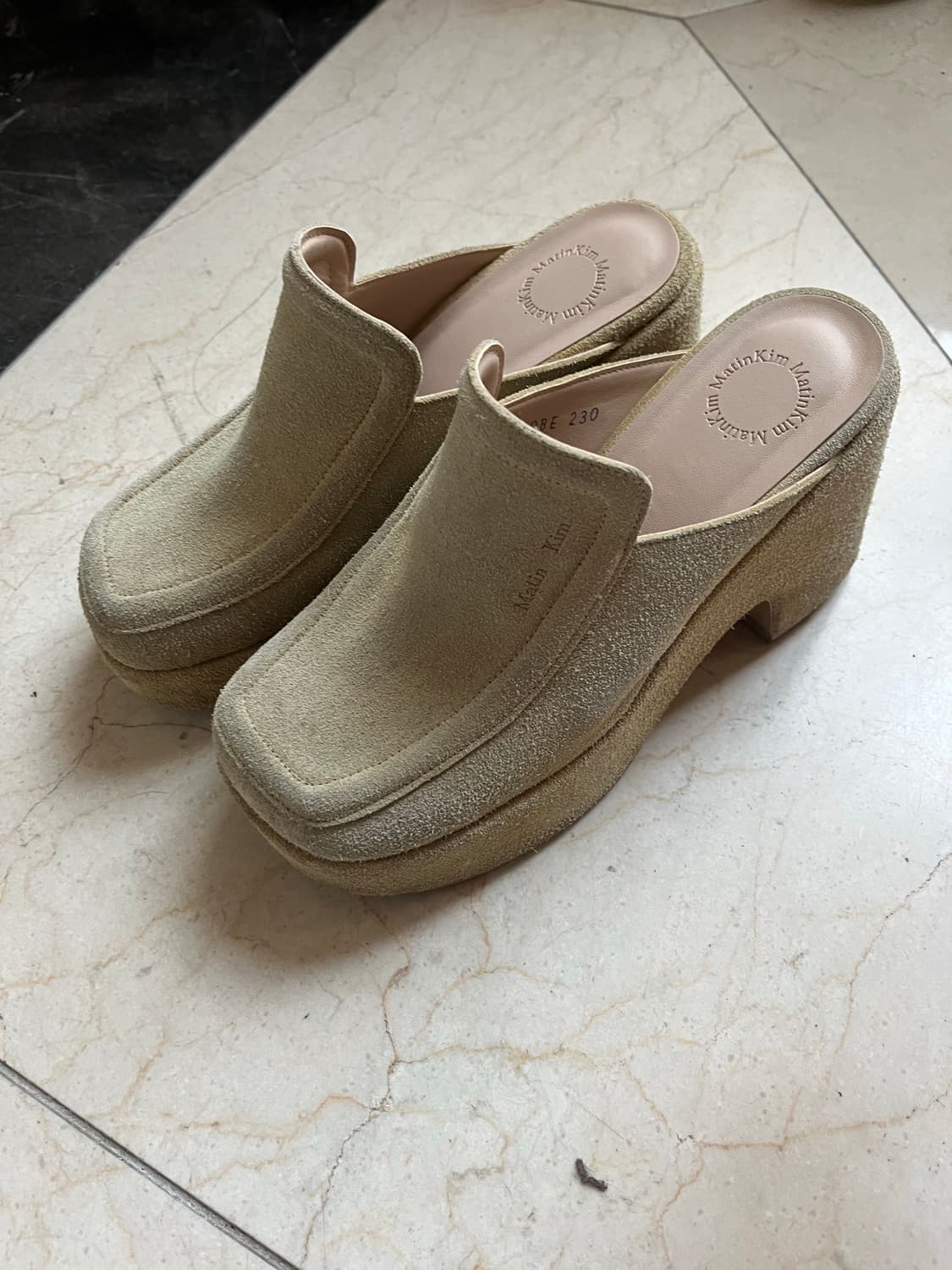 마뗑킴 통굽 뮬(베이지/230) 상품이미지3