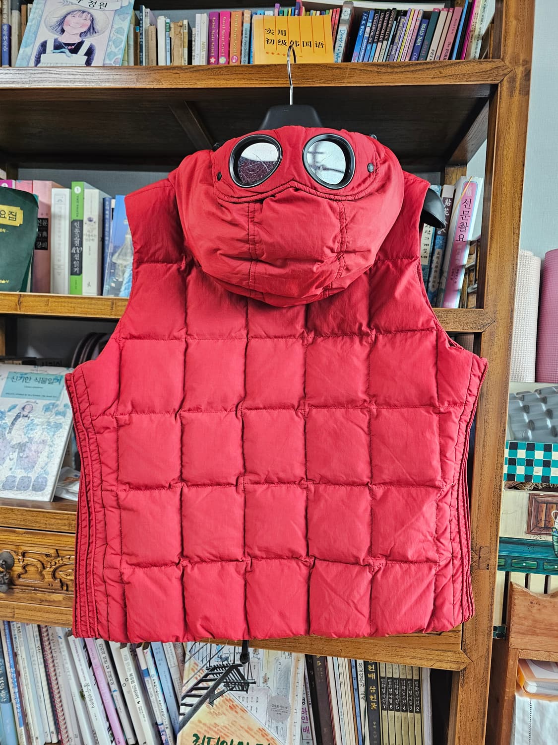 CP컴퍼니 패딩 조끼 100싸이즈 멋있는 부담없는 레드컬러  씨피 상품이미지2