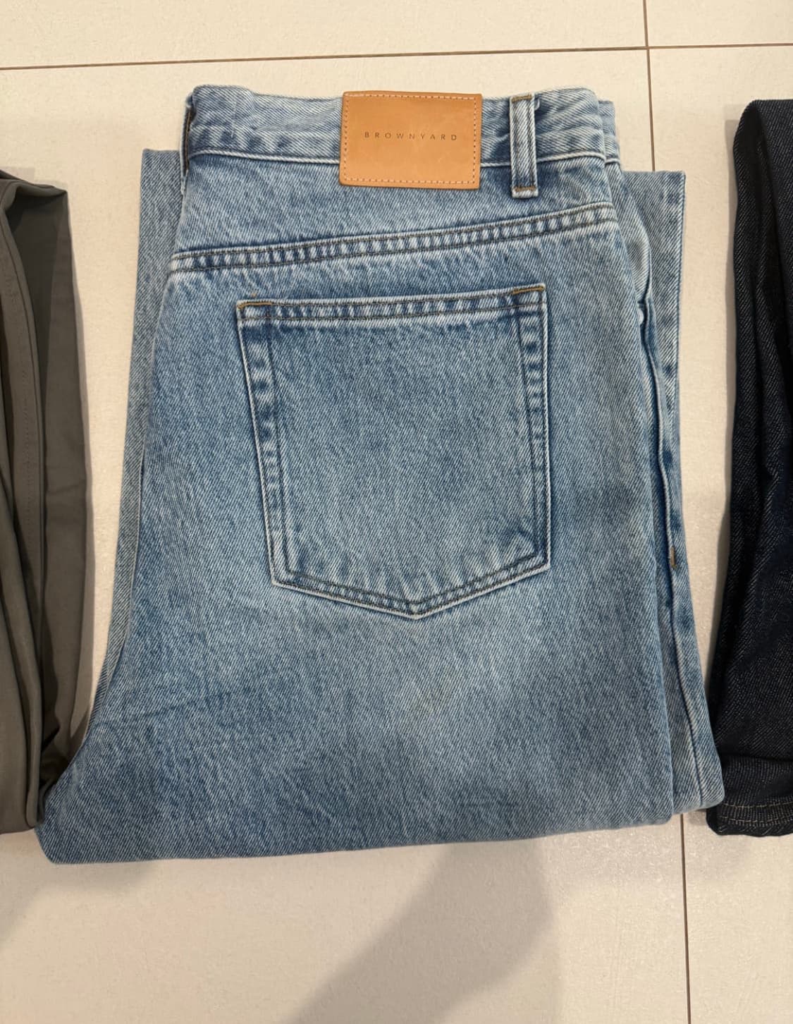 브라운 야드 레귤러 데님 라이트 블루 2 상품이미지1