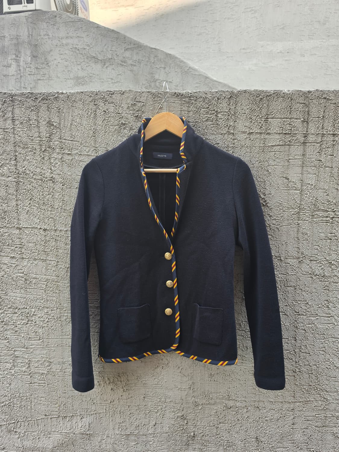 #헤지스(HAZZYS)의 네이비 컬러 카라 가디건 상품이미지7