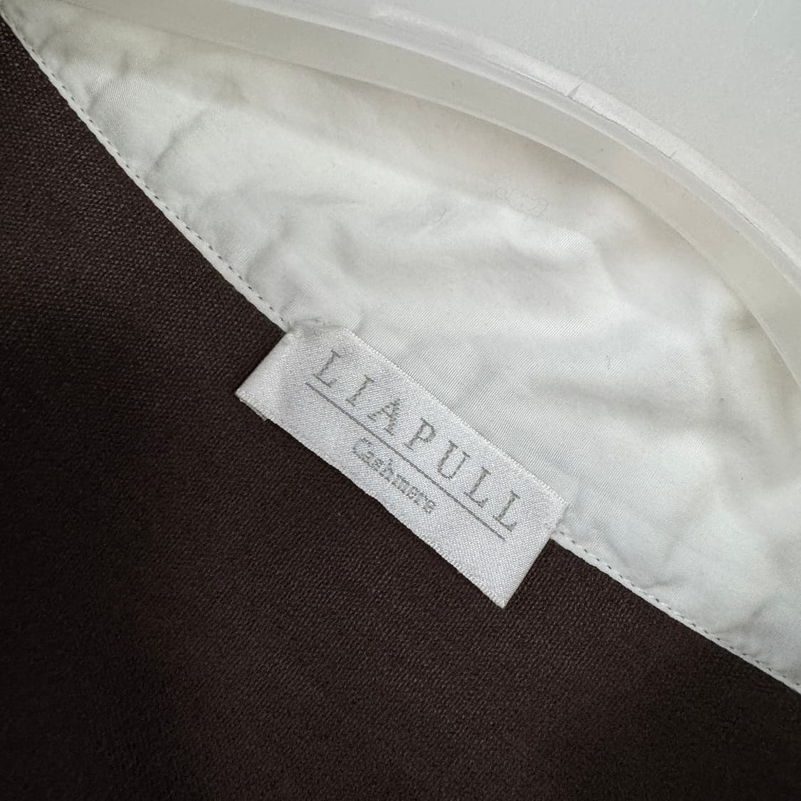 LIAPULL 투톤 오픈 칼라 니트 상품이미지2