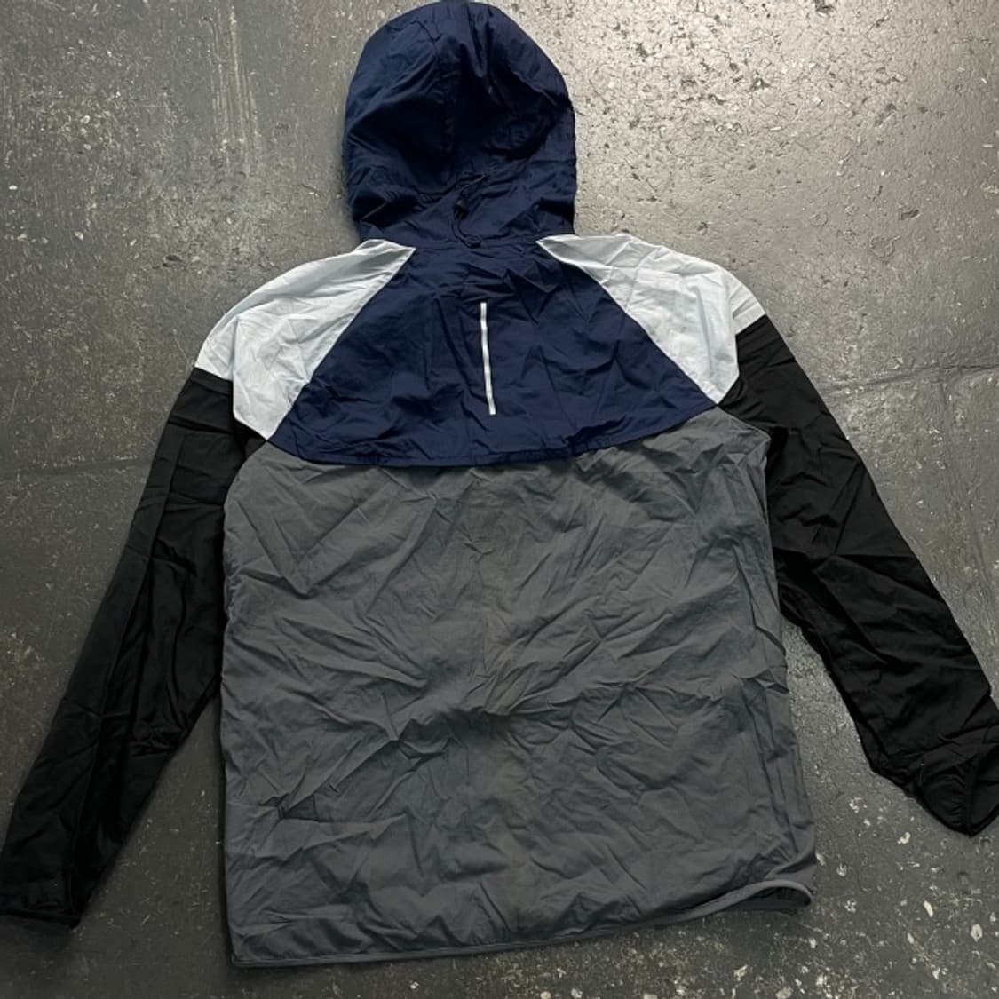 100 나이키 런닝 바람막이  상품이미지5