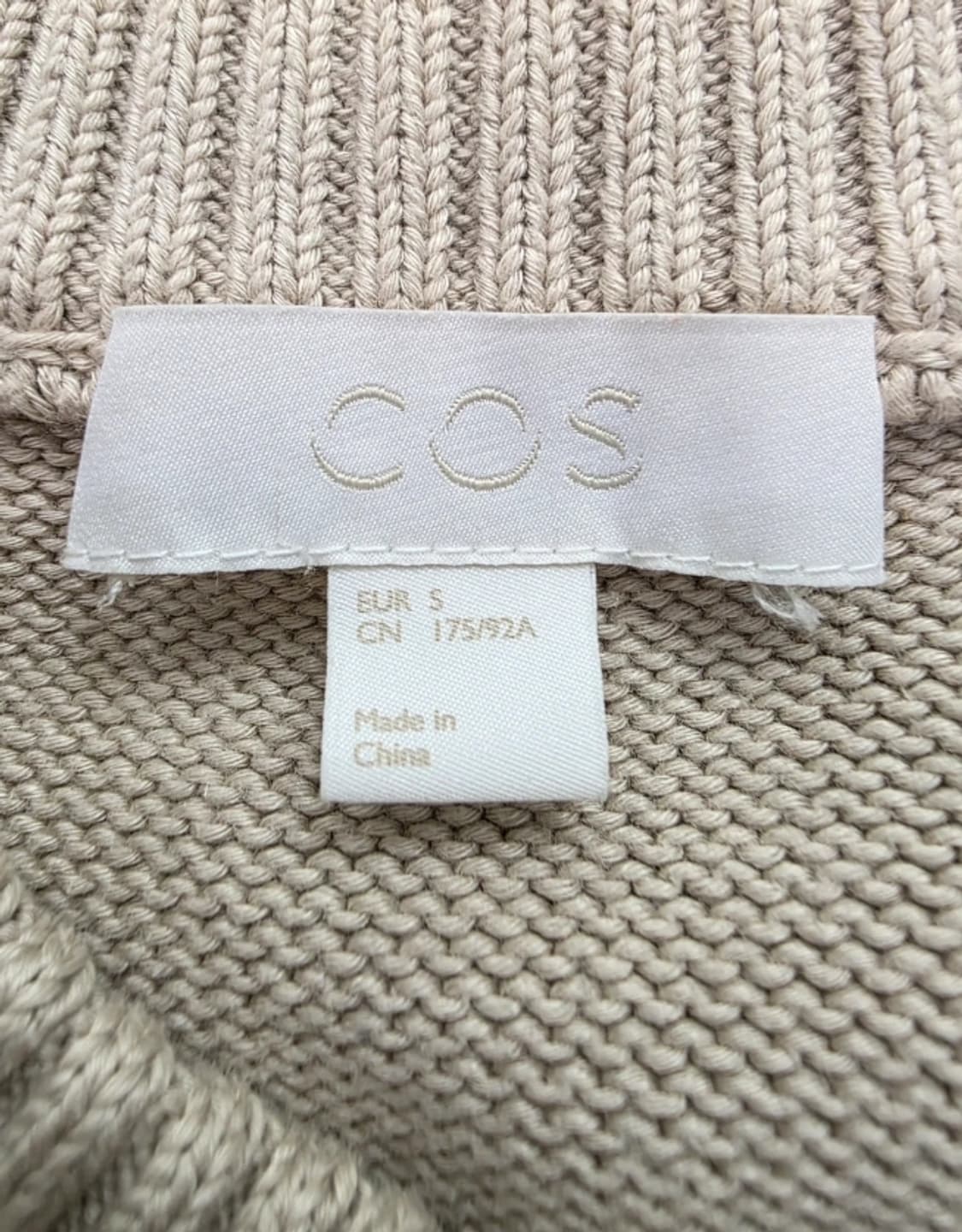 COS 코스 베이지 라운드넥 니트 95 상품이미지6