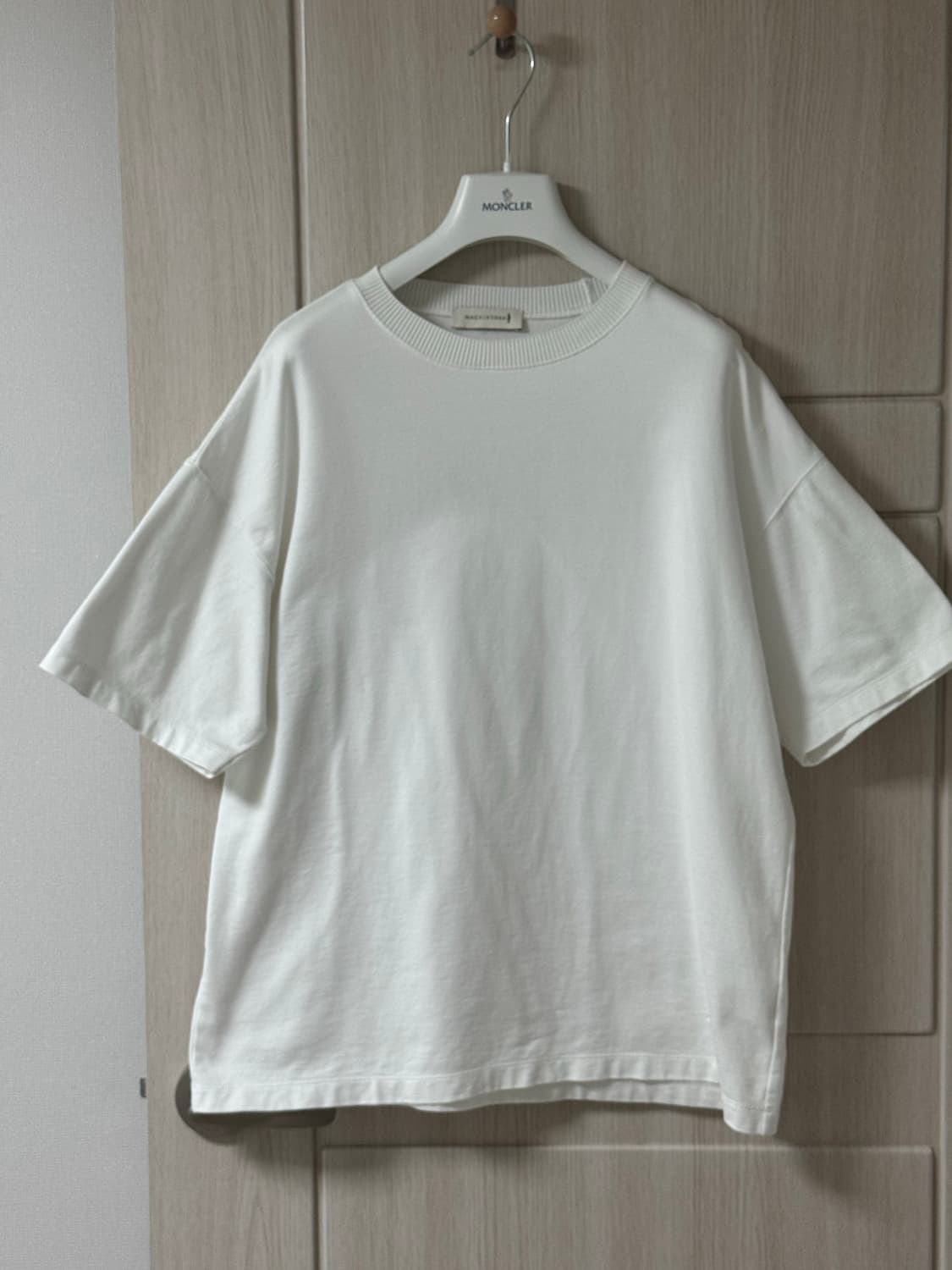 매킨토시 mackintosh 흰색 반팔티셔츠 상품이미지1