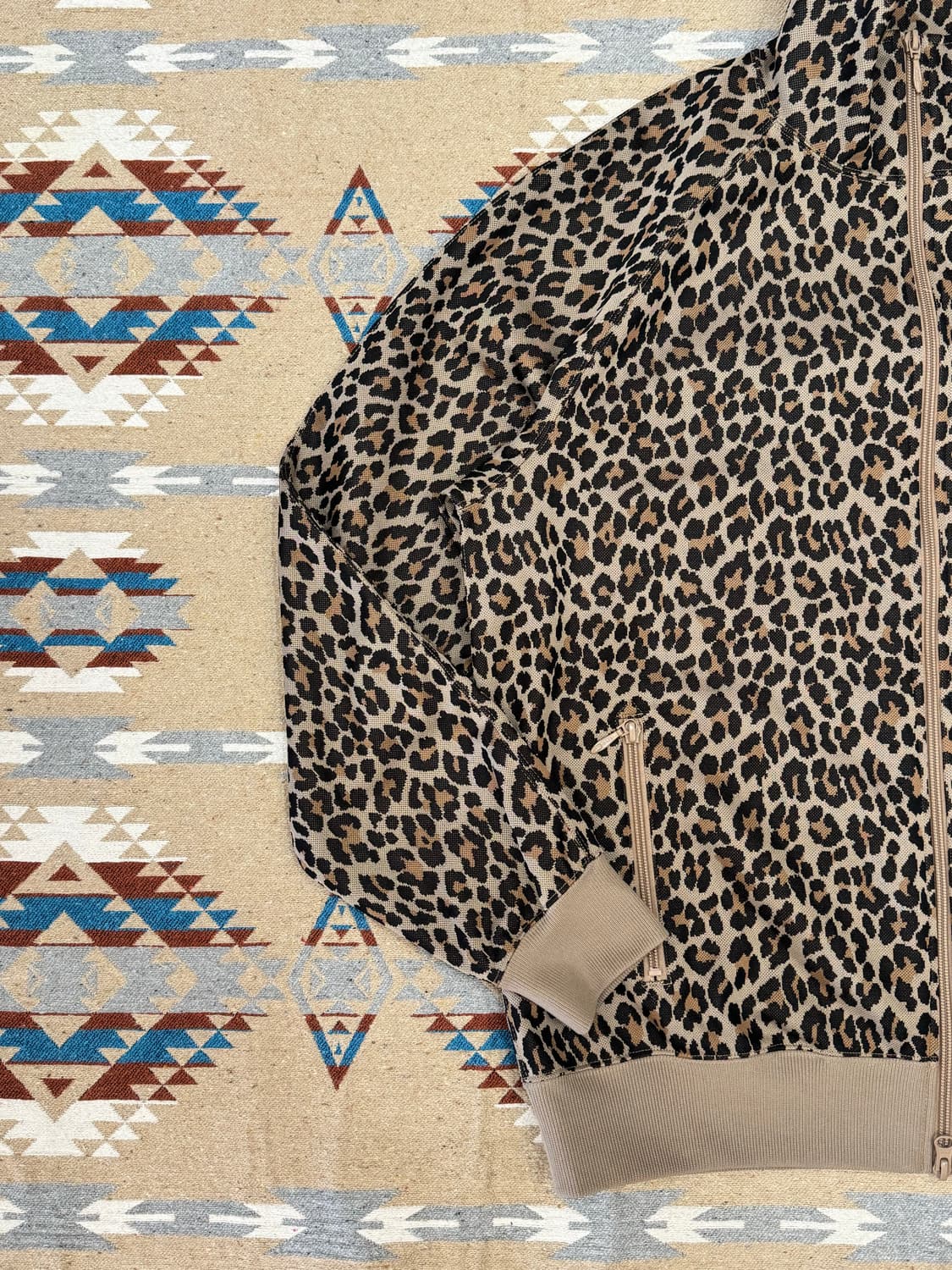 [L] 니들스 자카드 레오파드 트랙 자켓  상품이미지2