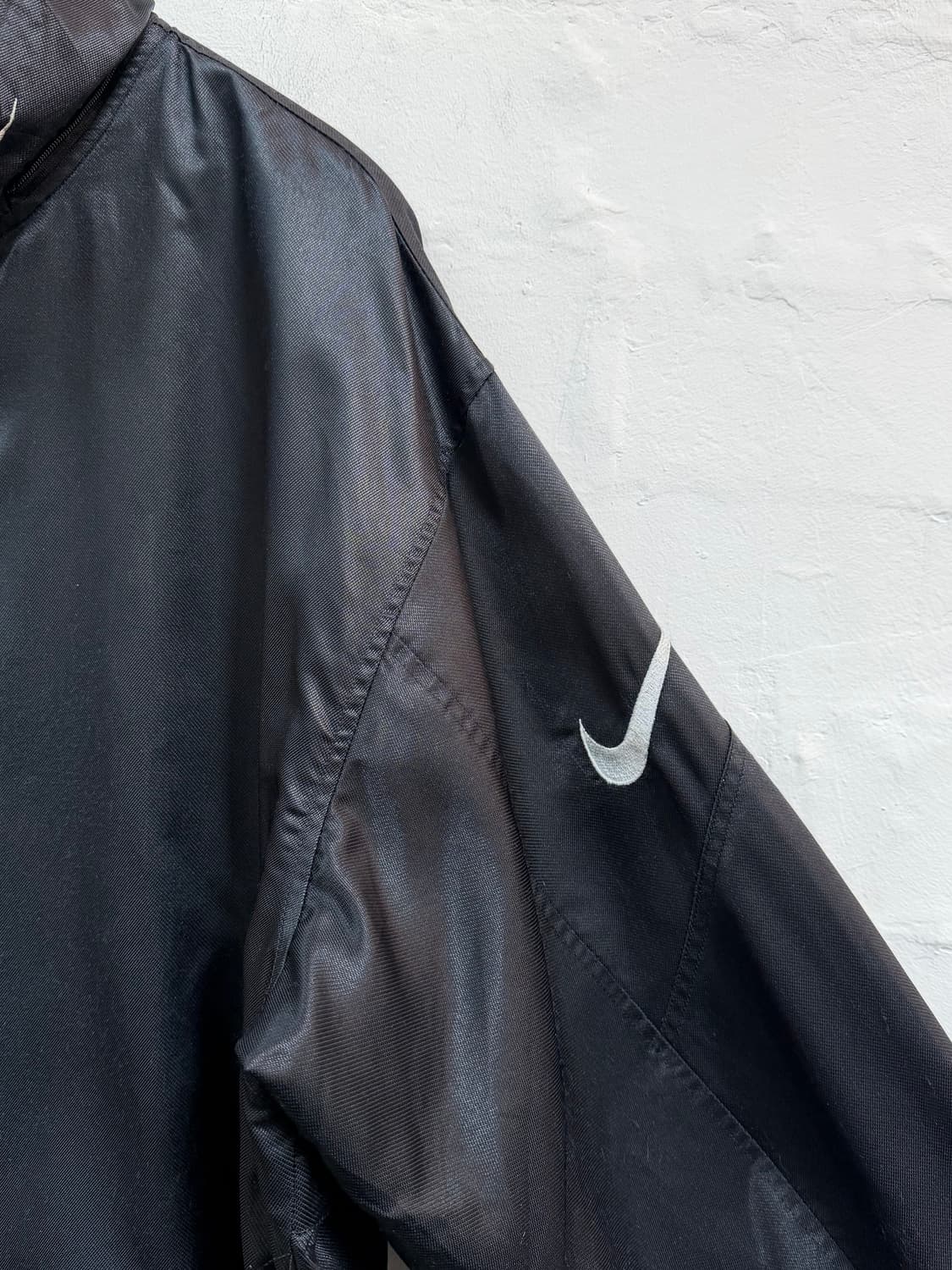 Nike 나이키 블랙 나일론 트랙 자켓 상품이미지3