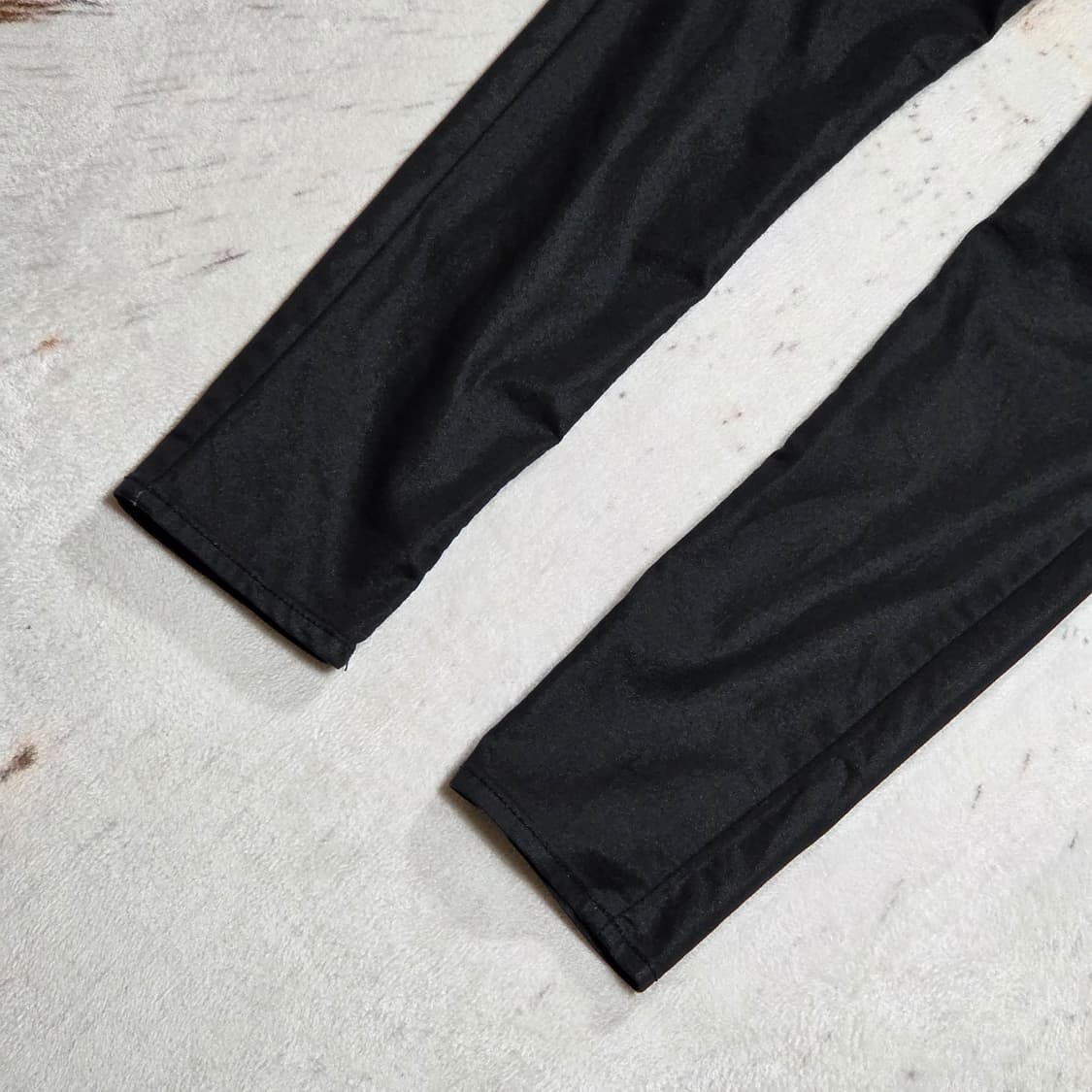 H&M 블랙 코팅진 상품이미지3