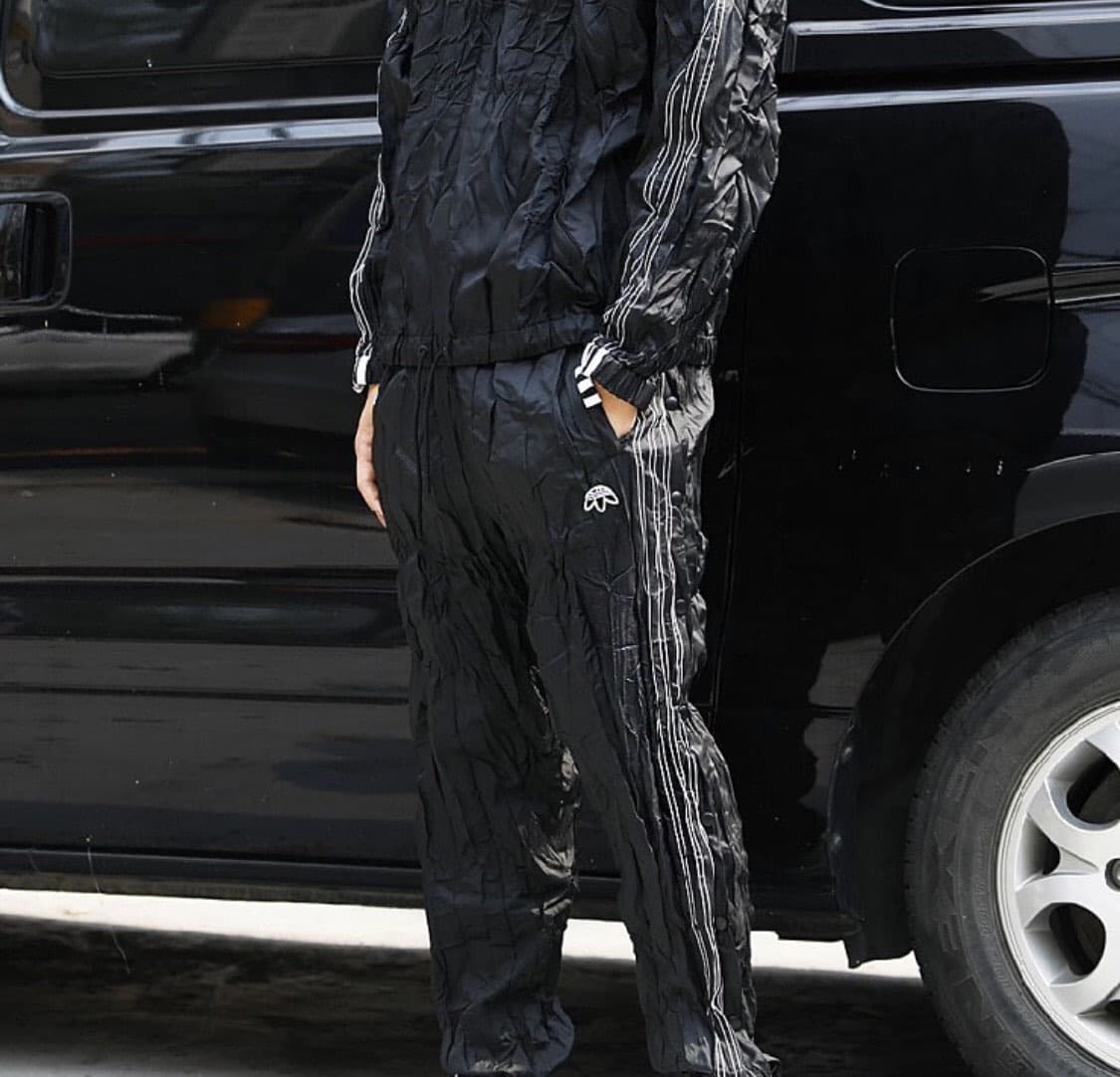 [M] 아디다스 X 알렉산더왕 쭈글이 트랙 팬츠 블랙 상품이미지2