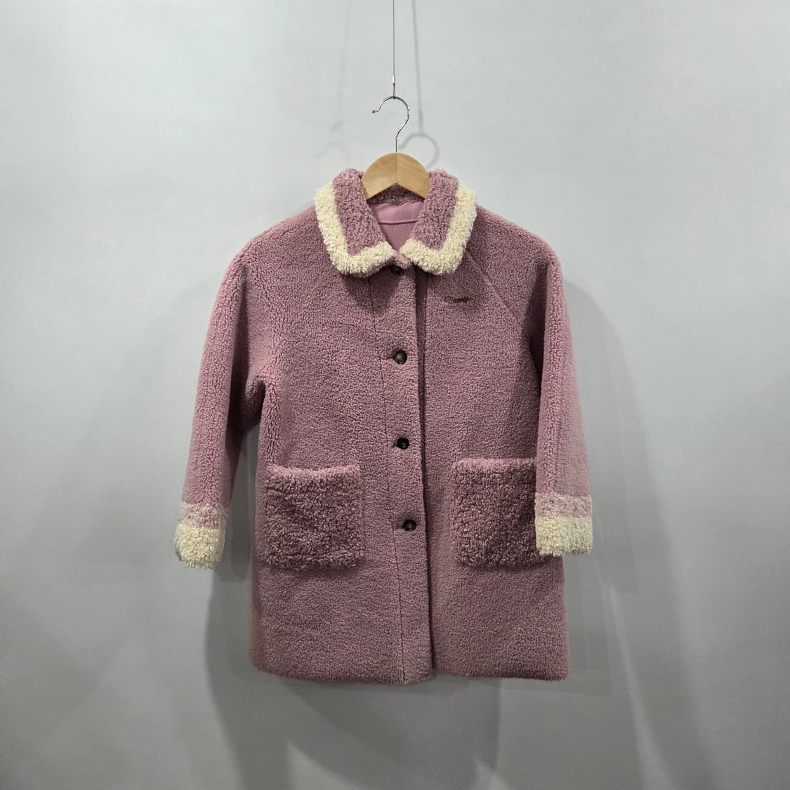 헤지스 키즈 양털 리버시블 무스탕 코트 145/11Y 상품이미지1