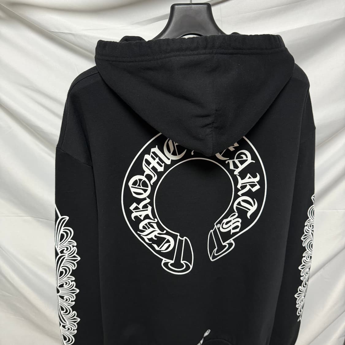 [S+급/L] 크롬하츠 홀스슈 플로랄 후드티 블랙 상품이미지2