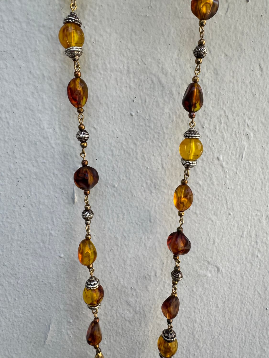 [vintage]Long Necklace 엠버 비즈 롱 목걸이 상품이미지3