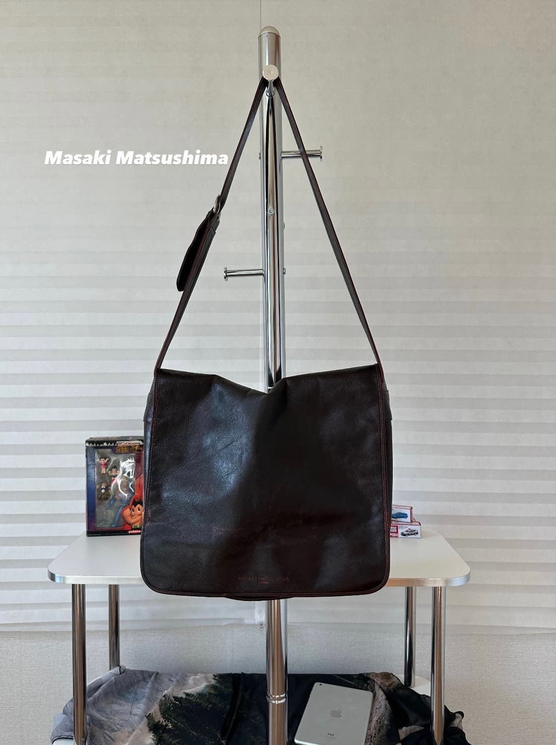 마사키 마츠시마 옴므 가죽 크로스백 상품이미지2