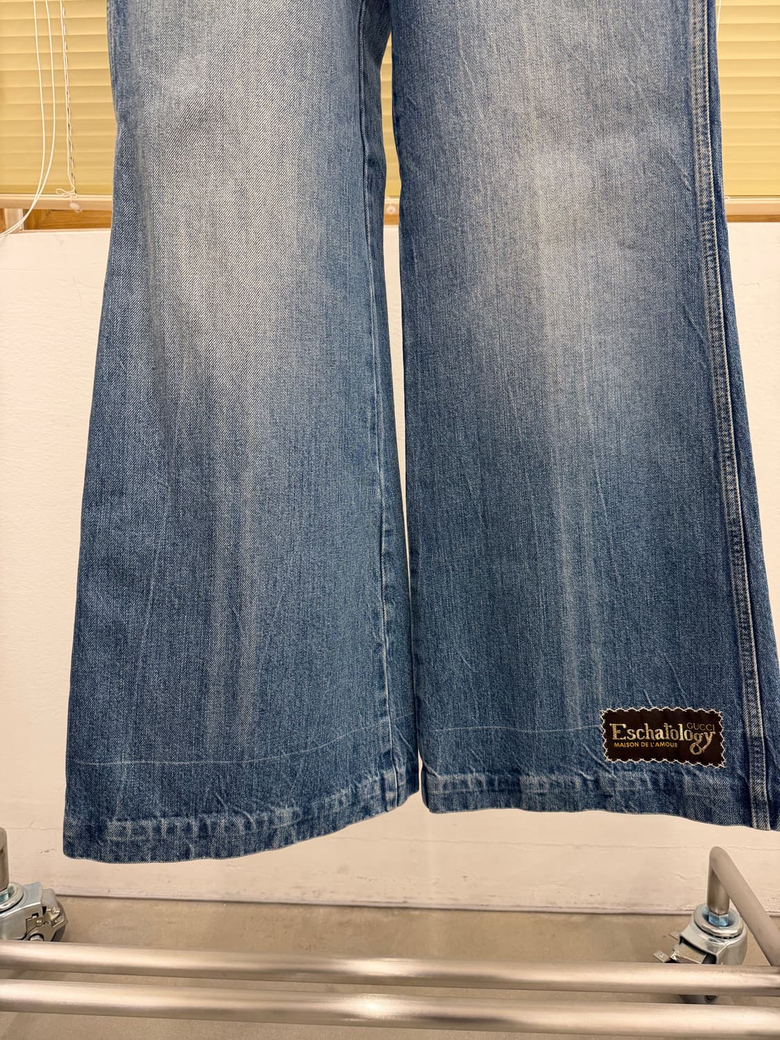 gucci eschatology logo flare denim 34 상품이미지2