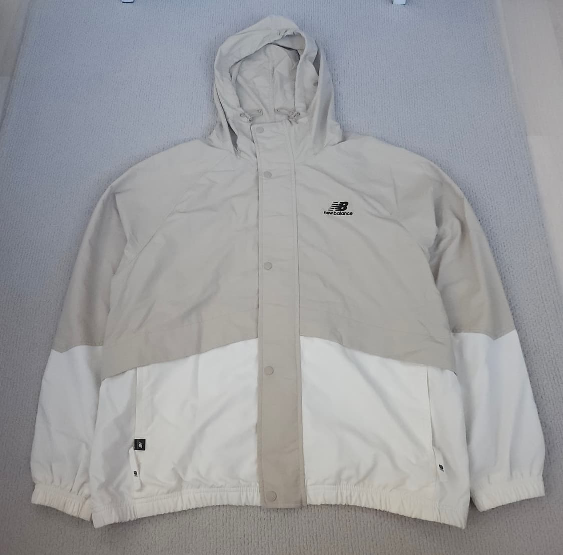 뉴발란스 바람막이 M 상품이미지1