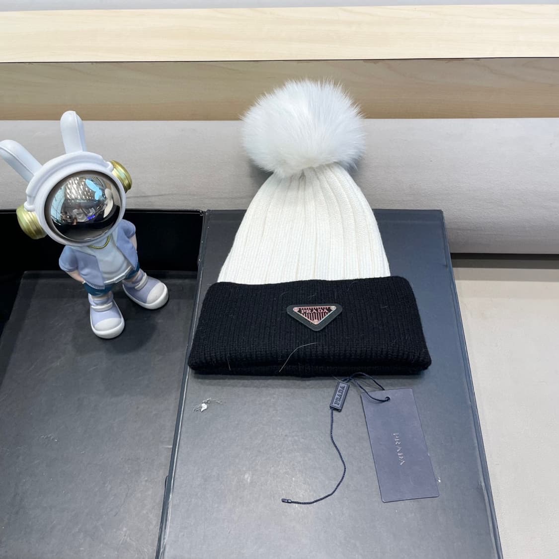 프라다 가을 겨울 모자
 상품이미지1