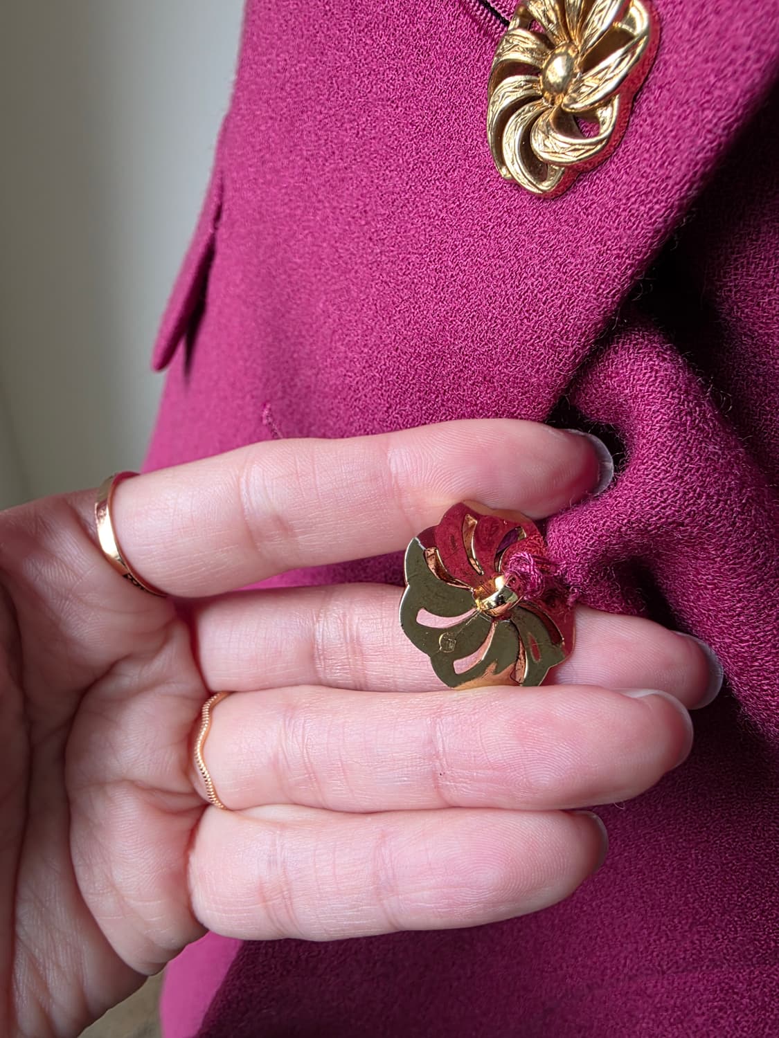 핫핑크 금장 버튼 셋업 상품이미지5