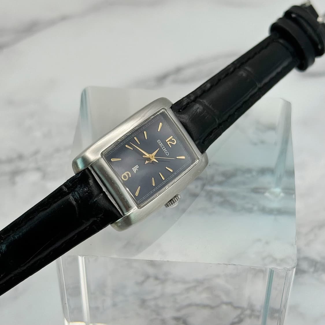 90's00's 빈티지 세이코 루키아 클래식 스퀘어 블랙 다이얼 워치 상품이미지3