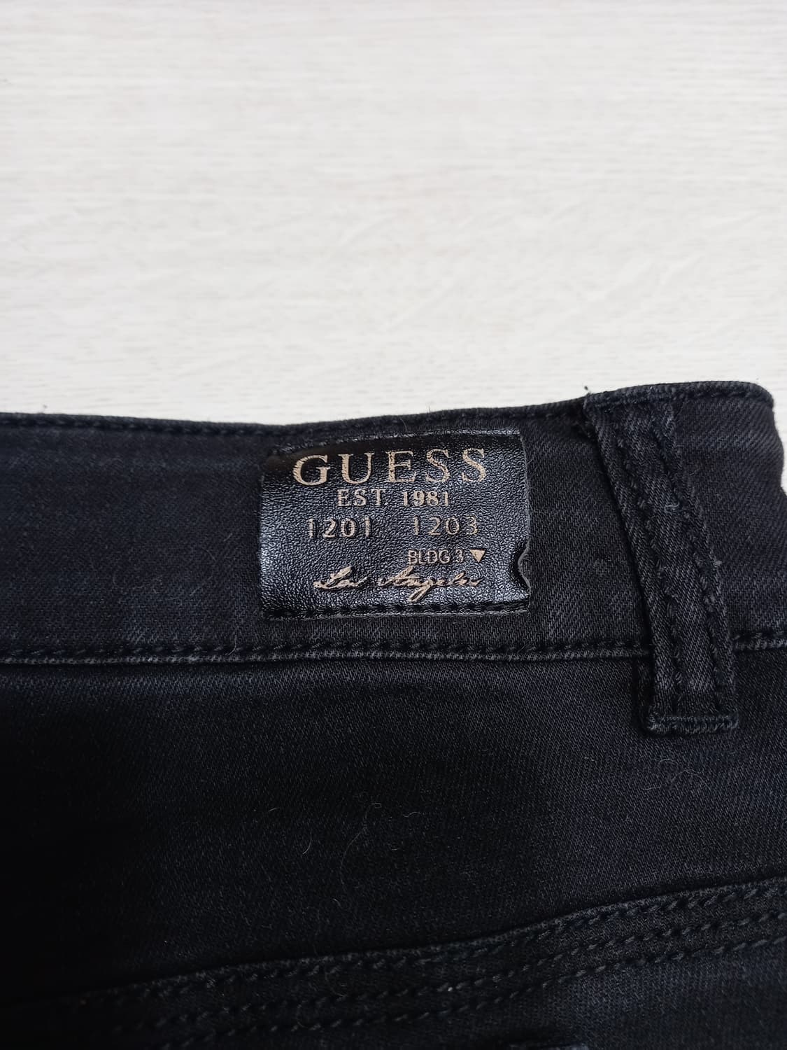 26 GUESS 밴딩 약골반 스판스키니 블랙 26-615 상품이미지5