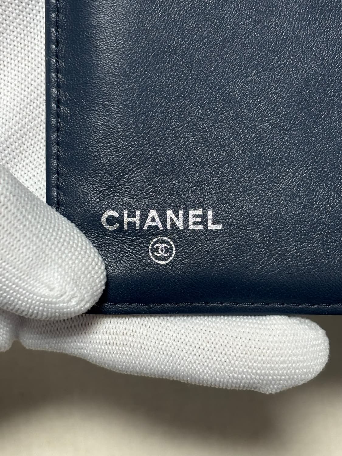샤넬 네이버 카프스킨 캐비어 마크 장지갑  상품이미지9