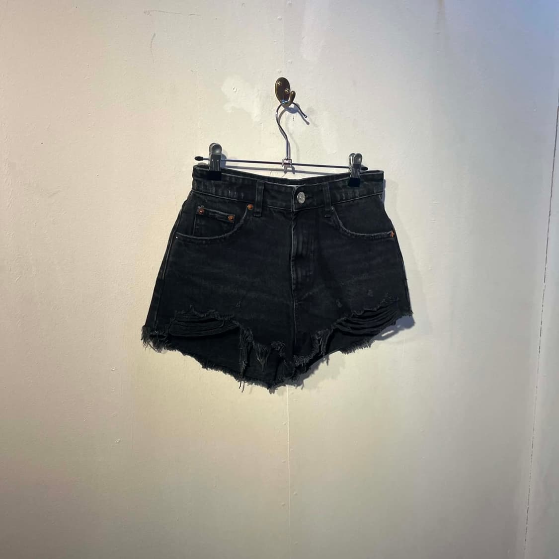 자라 커팅 반바지 상품이미지3