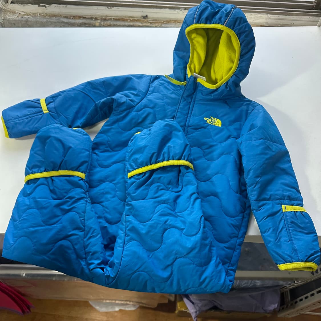 18-24M 노스페이스키즈 스카이블루 방한 점프수트 상품이미지2