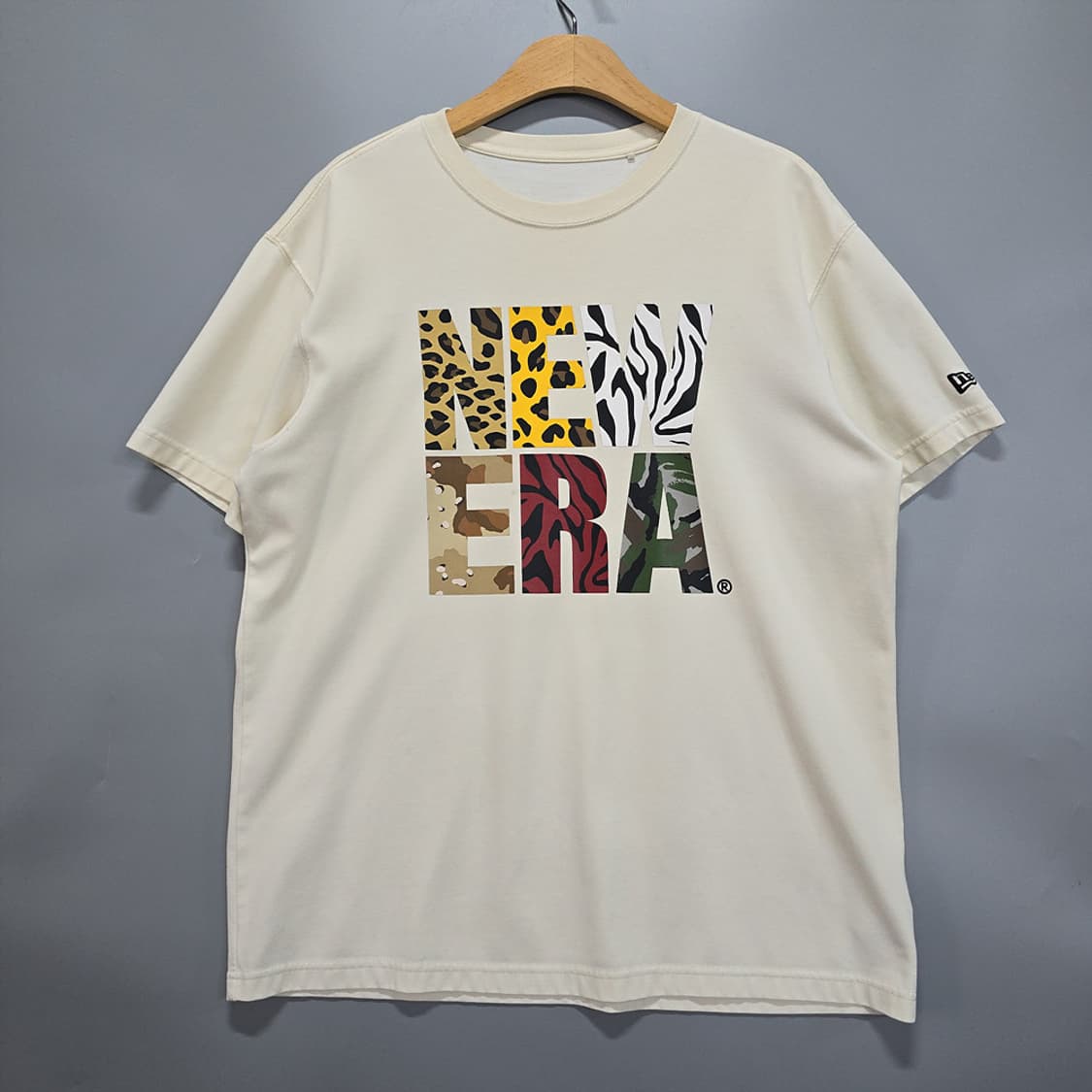 뉴에라 NEW ERA 반팔 티셔츠 105 상품이미지1