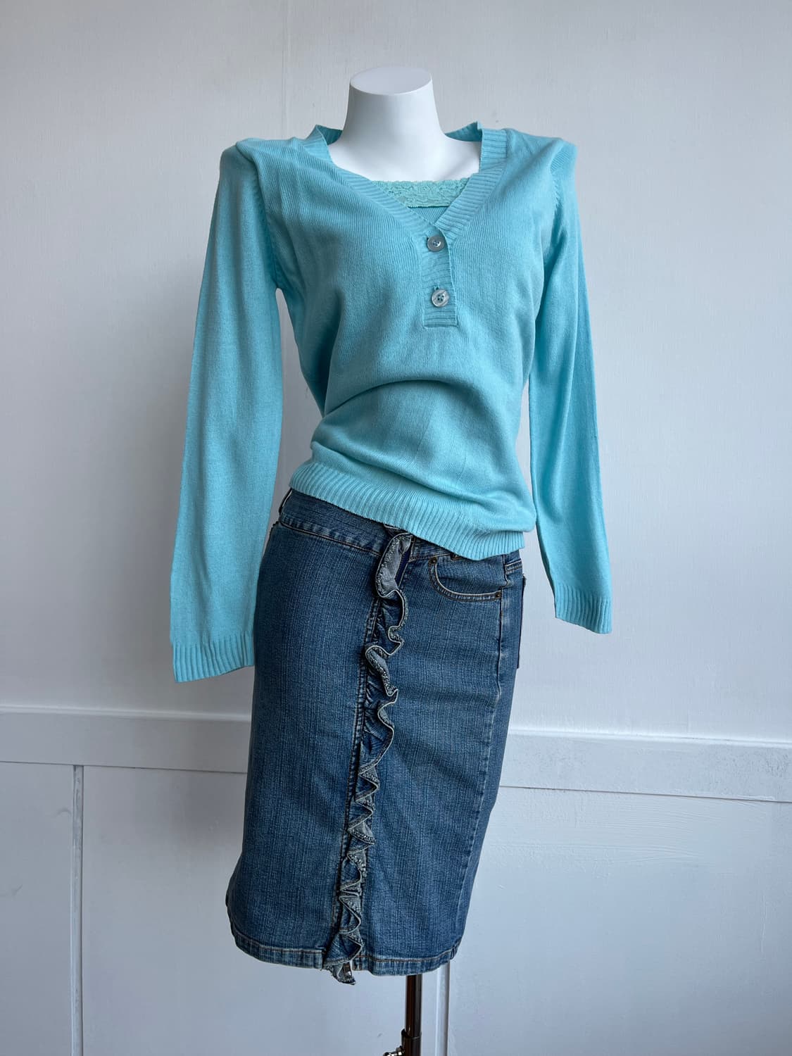 Save Our Soul 아쿠아 브이넥 버튼 니트 상품이미지3