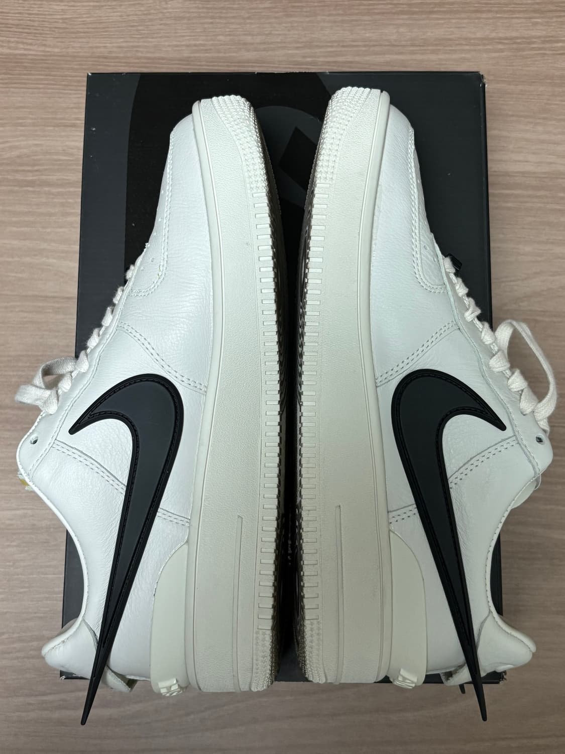 나이키 엠부쉬 에어포스 1  [260] 상품이미지2