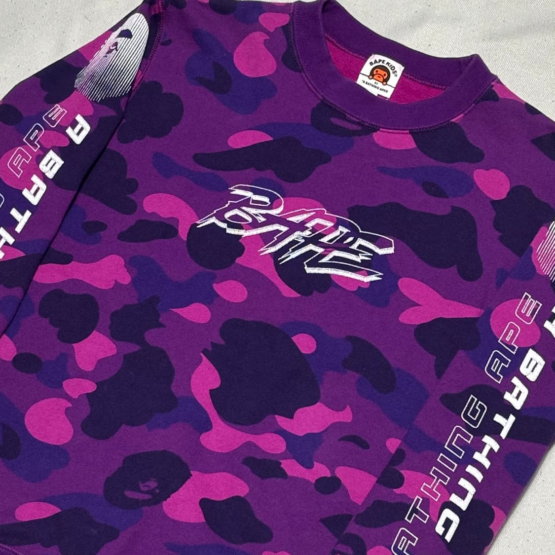 🫶🏻 베이프 키즈 퍼플 카모 맨투맨🫶🏻 상품이미지2
