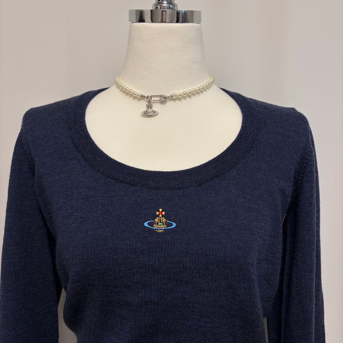 비비안웨스트우드 유넥 울 니트 네이비 상품이미지3