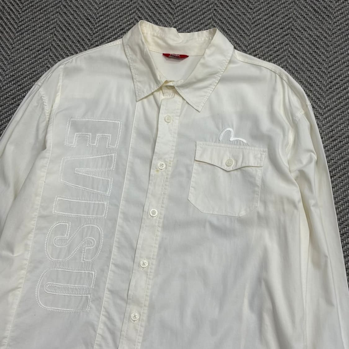 에비수 화이트 자수 셔츠 v1747 상품이미지3