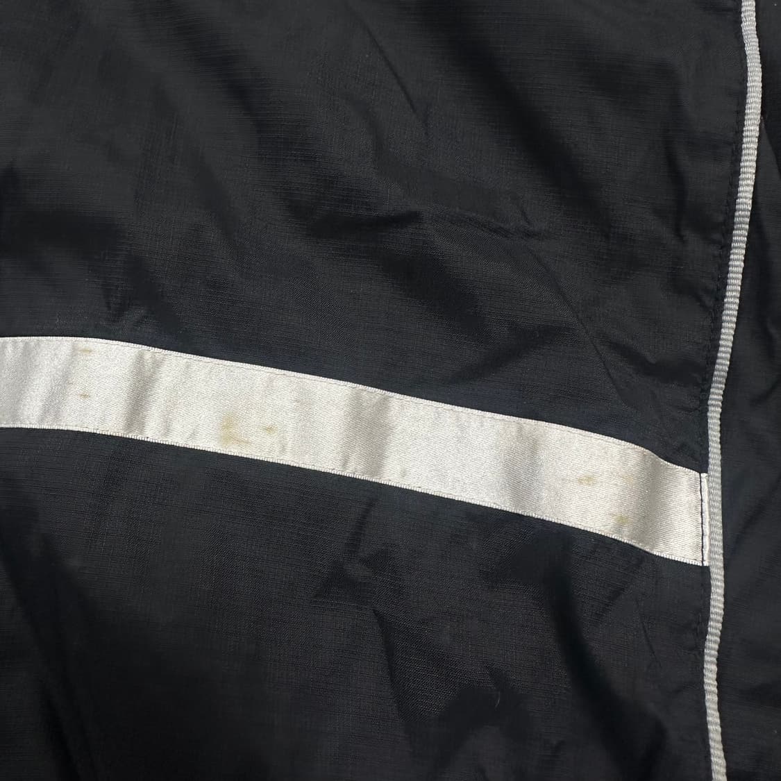 ✨ (바배) 나이키 올드스쿨 파이핑 블랙 바람막이  상품이미지5