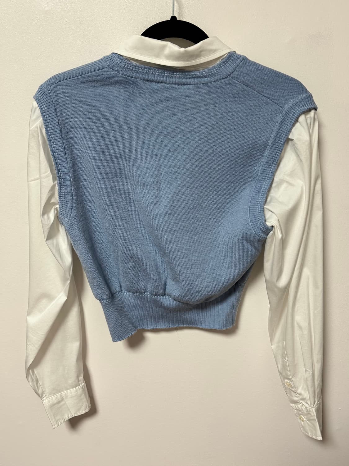 아비에무아 니트 베스트 레이어드 셔츠 (스카이블루) 상품이미지2