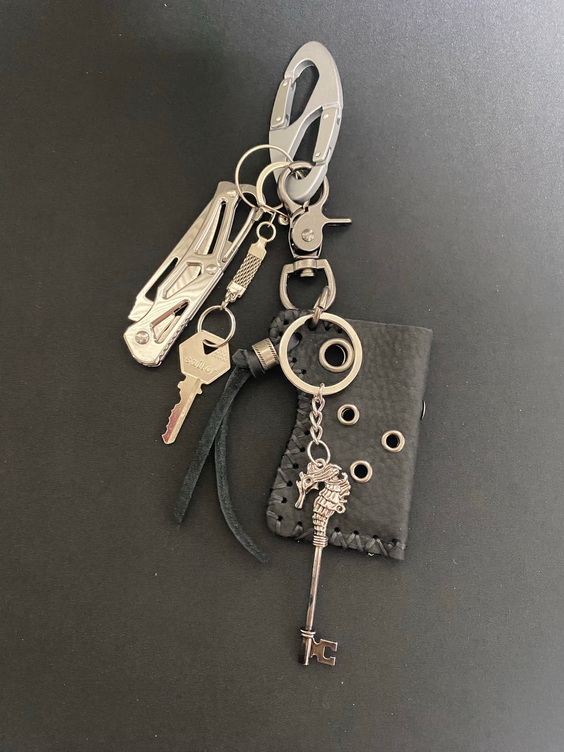 빈티지 펀칭 가죽 케이스 키링 상품이미지2