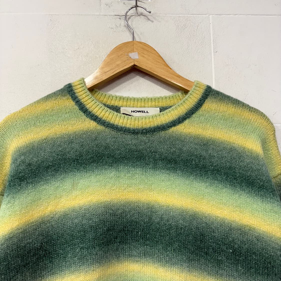 [HOWELL] 그라데이션 스트라이프 니트 상품이미지2