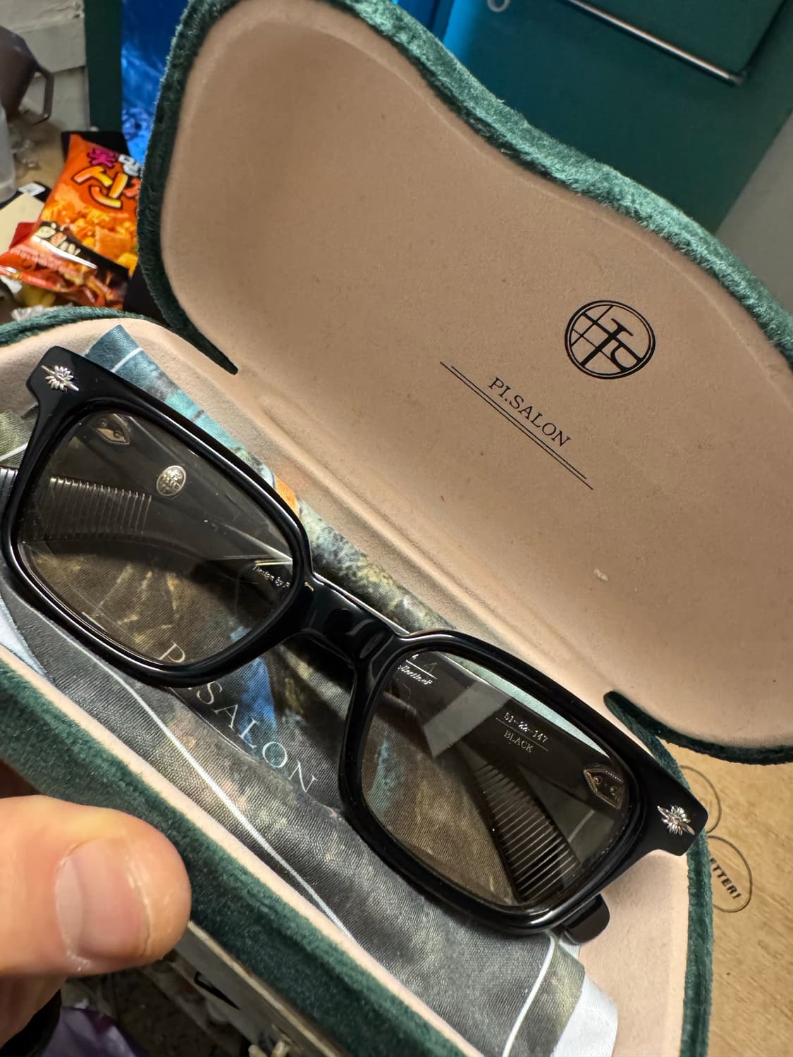 파이살론 PI.SALON INFER 44 블랙 안경 판매 상품이미지1