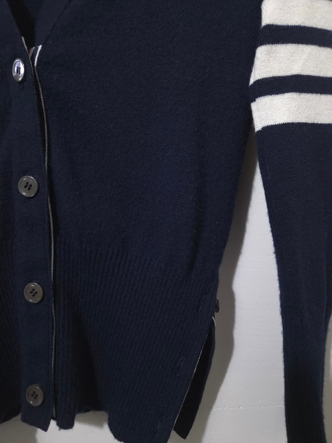 [새상품급 , 42Size] 톰브라운 여성 풀 캐시미어 가디건  상품이미지6