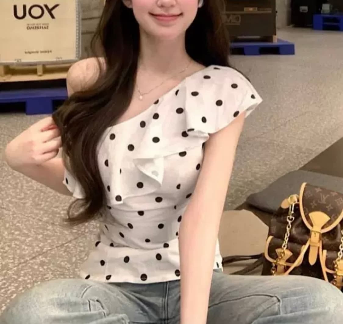 오프숄더 티셔츠 상품이미지1