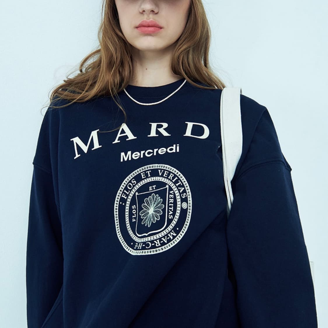 [M] Mardi Mercredi 마르디 메크르디 네이비 맨투맨 상품이미지3