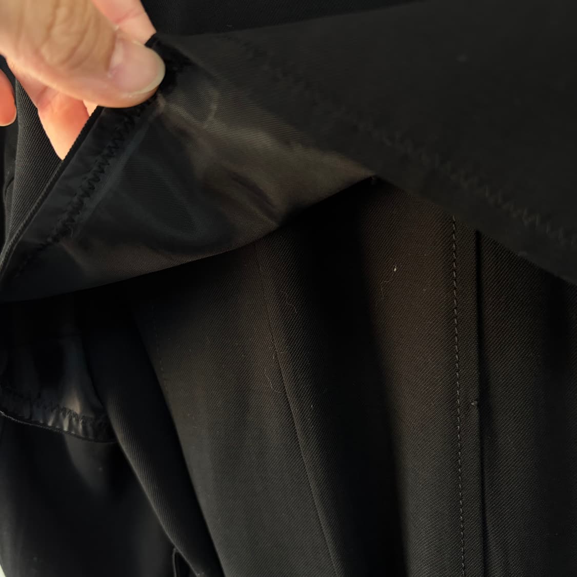 cc콜렉트 블랙 더블 트렌치코트 상품이미지5