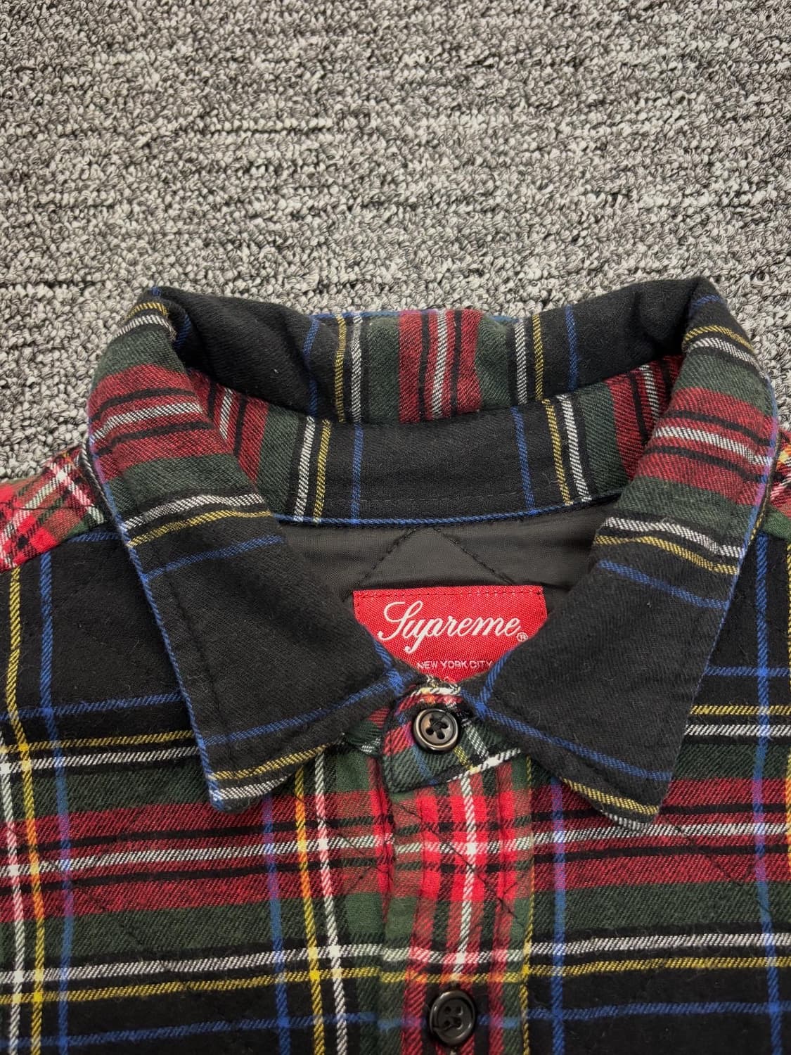 Supreme quilted flannel shirt jacket 상품이미지3