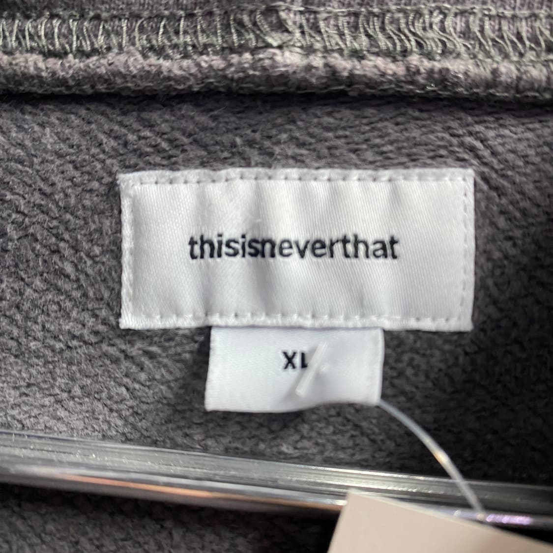 디스이즈네버댓 빅로고 차콜 후드티 B3820 상품이미지4