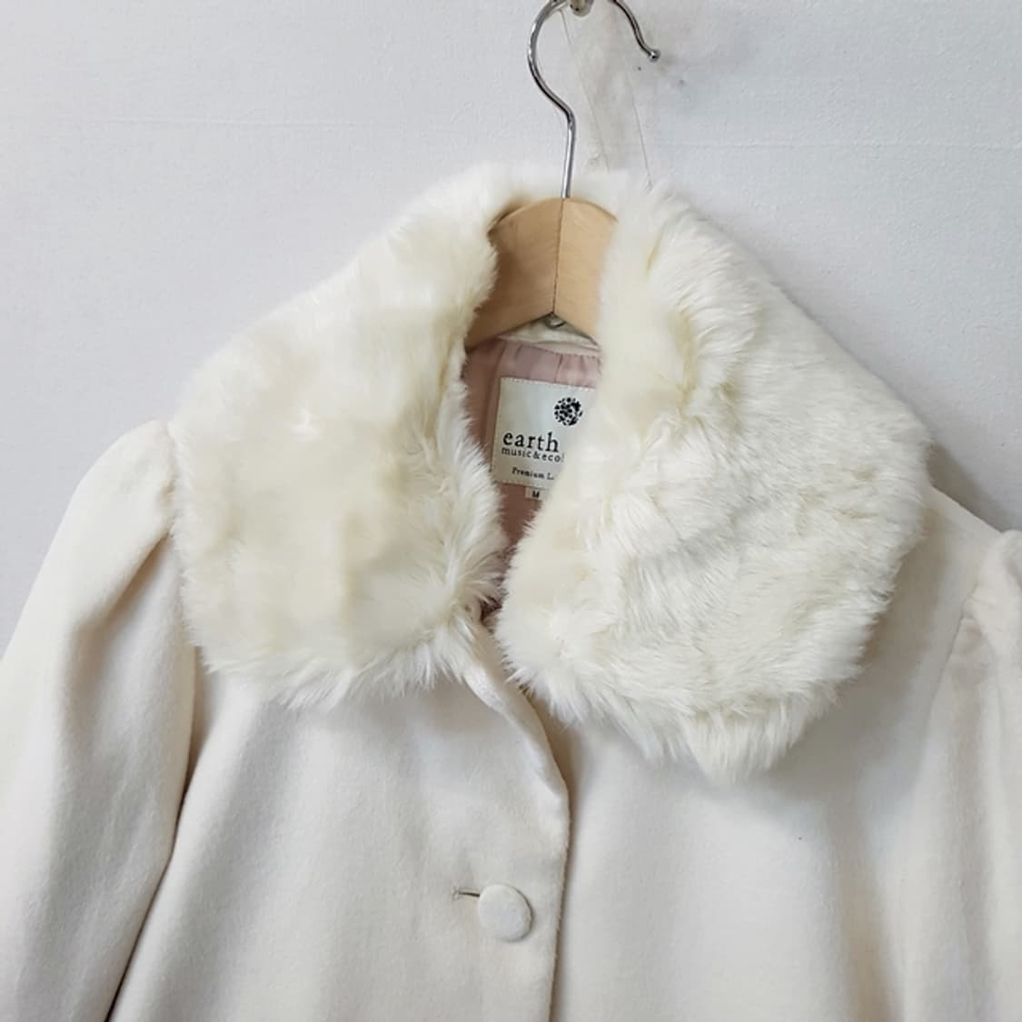 Earth Music Ecology 코트 아이보리 상품이미지3